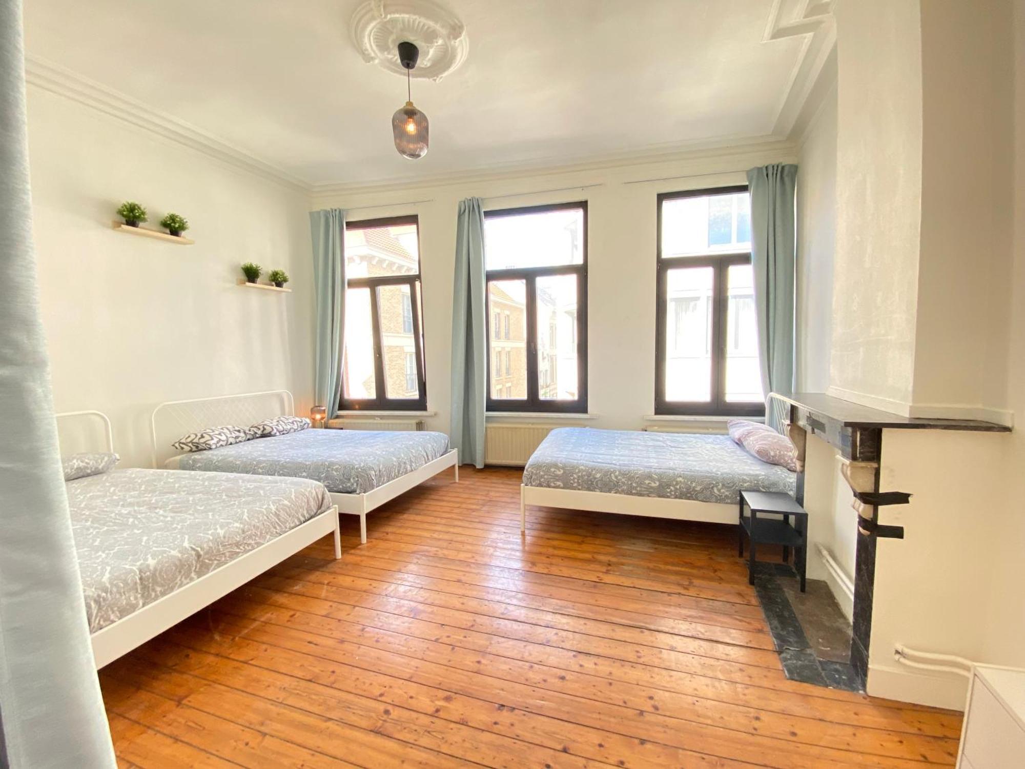 Authentic Apartments In The Center Of แอนต์เวิร์ป ภายนอก รูปภาพ